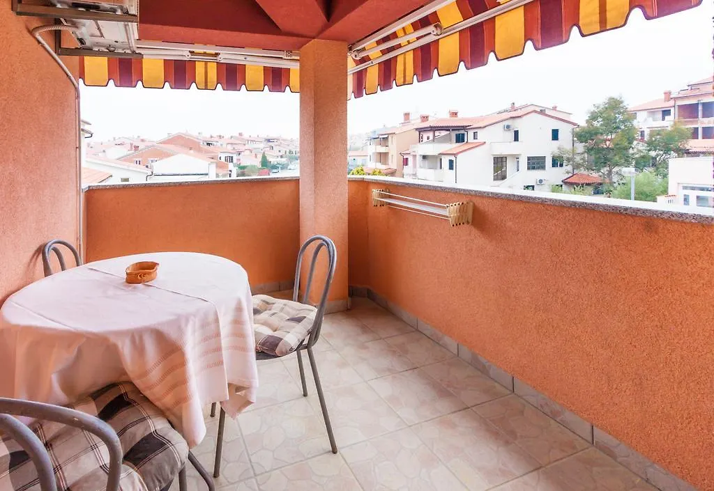 Apartment Aldo Pola