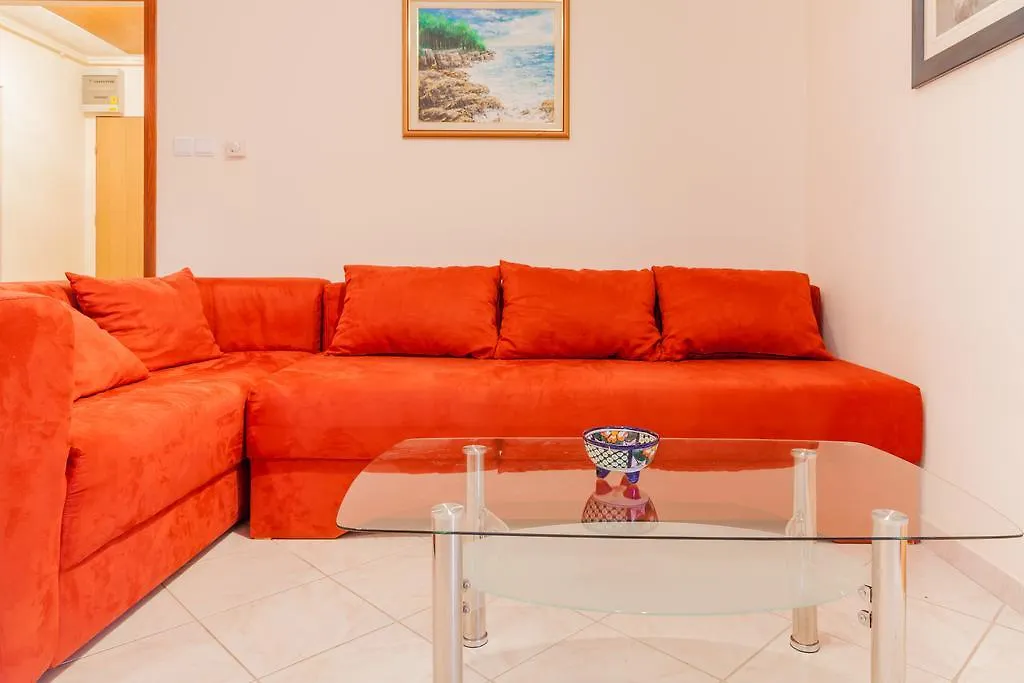 Apartment Aldo Pola