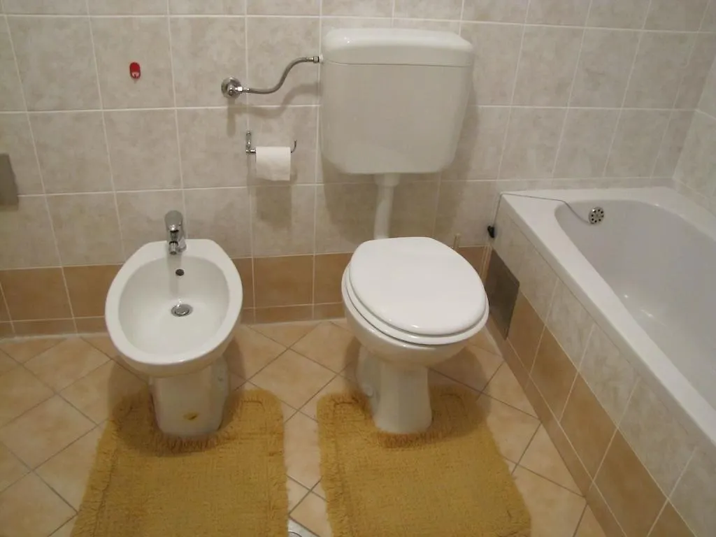 Apartment Aldo Πούλα